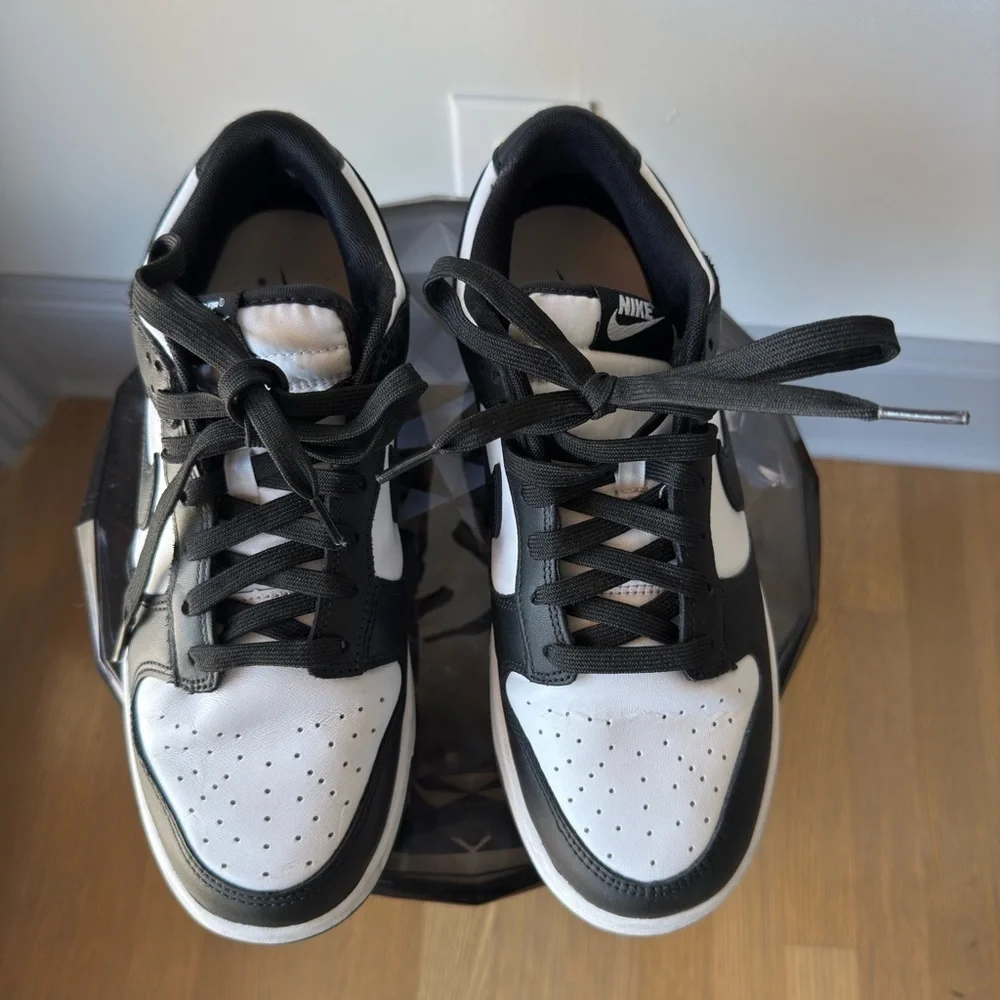 Nike Dunk Low "White/Black" Women's - Picture 8 of 12